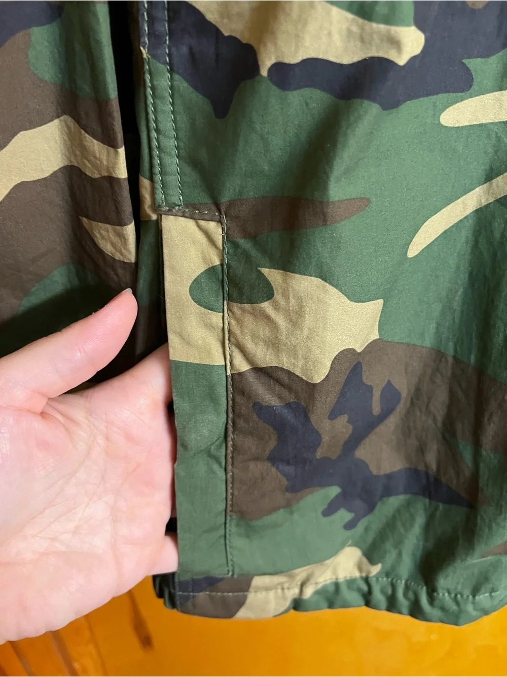 Forever 21 Women’s/Unisex Camo Hooded Windbreaker Jacket - Green/Beige/Black
